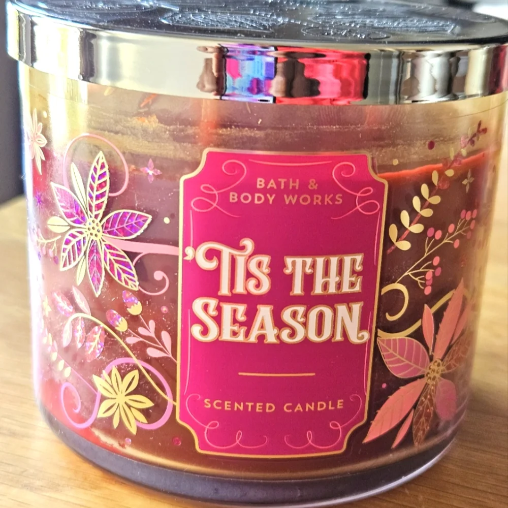 Bath & Body Works 'Tis The Season Scented Candle - 14.5 oz